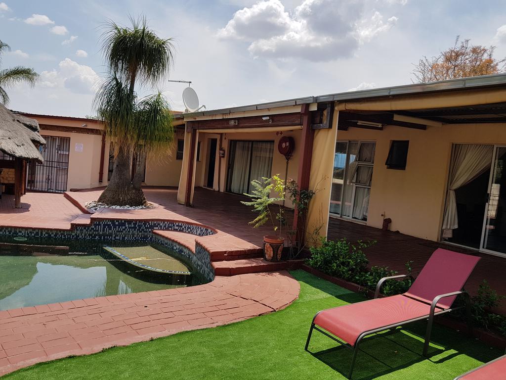 Ethen Guesthouse Polokwane Exterior foto